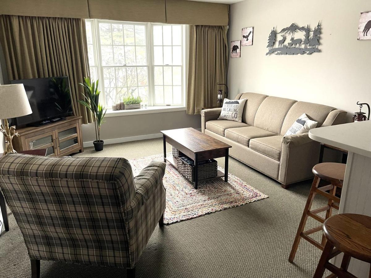 Deluxe Ski On Off 1Br Suite Sleeps 4 On Jiminy Mtn Hancock Εξωτερικό φωτογραφία