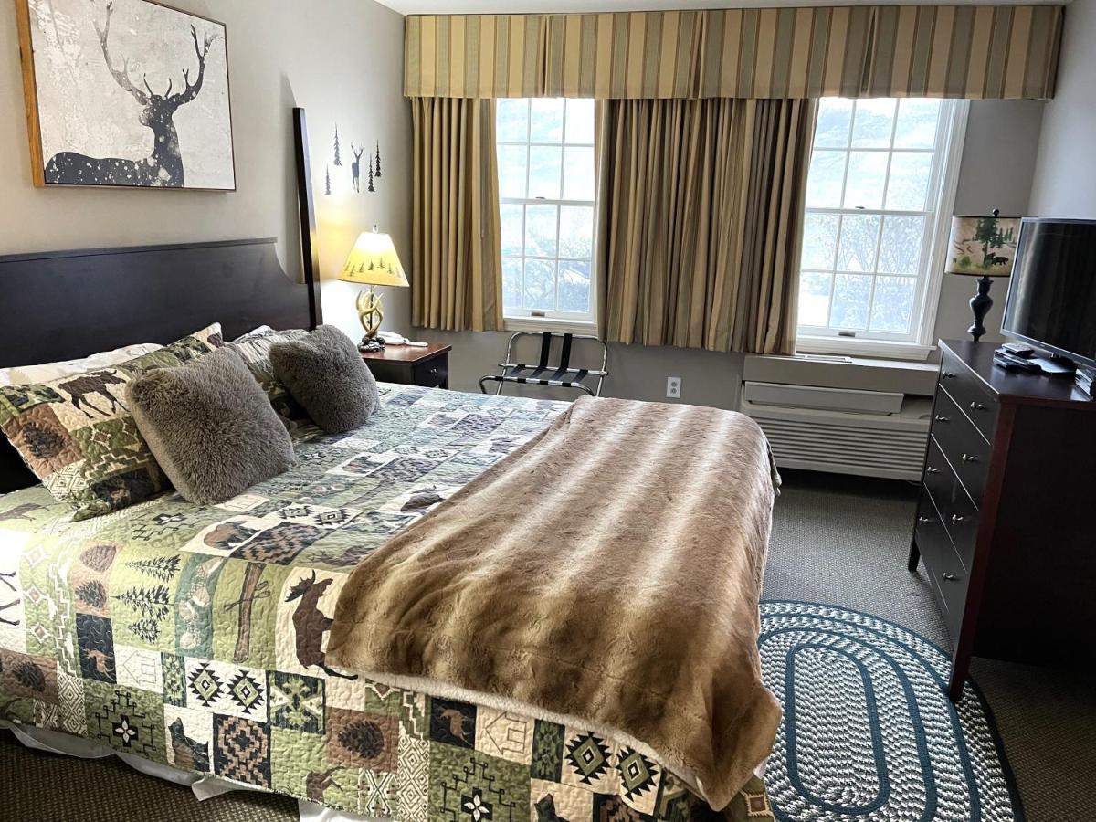 Deluxe Ski On Off 1Br Suite Sleeps 4 On Jiminy Mtn Hancock Εξωτερικό φωτογραφία